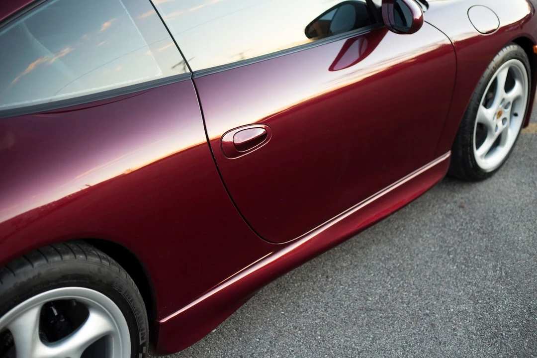 1999 Porsche 996 Carrera - Image 8 of 31