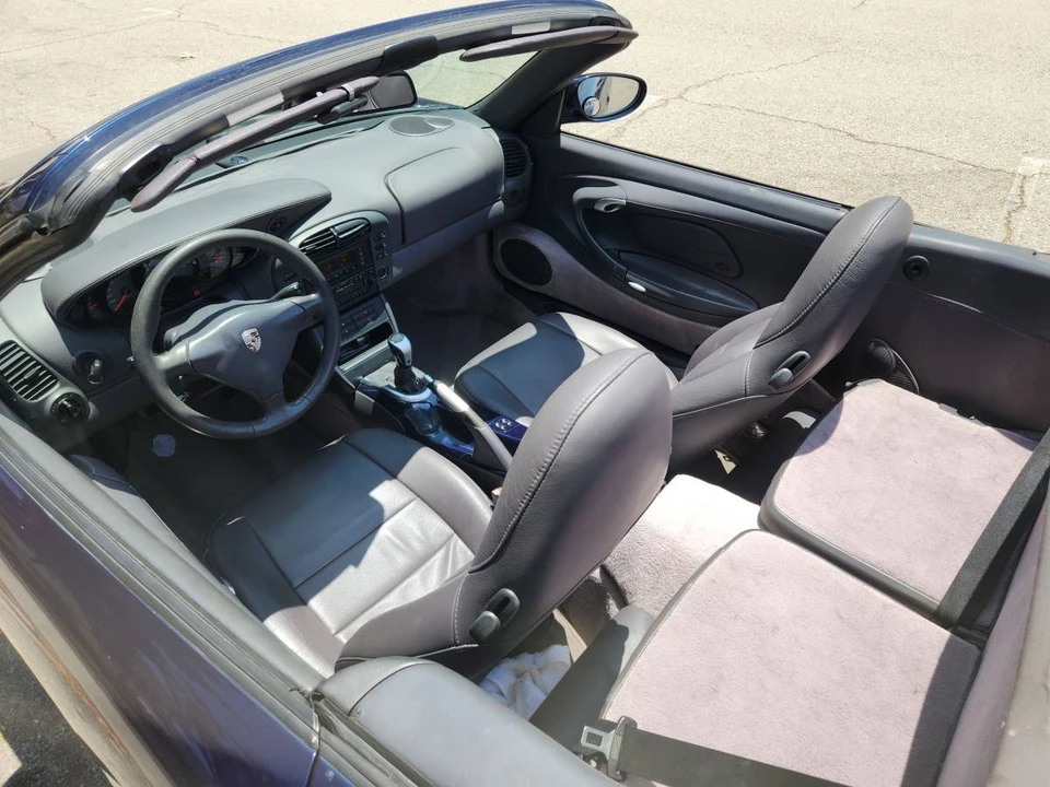 1999 Porsche 996 Carrera - Image 13 of 16