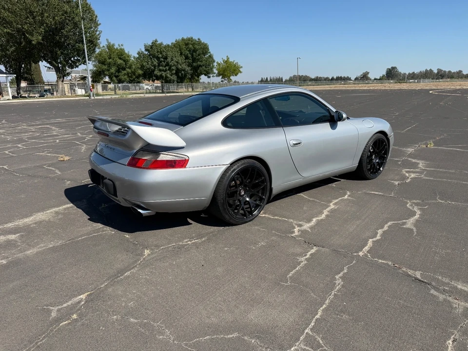 1999 Porsche 996 Carrera - Image 9 of 21