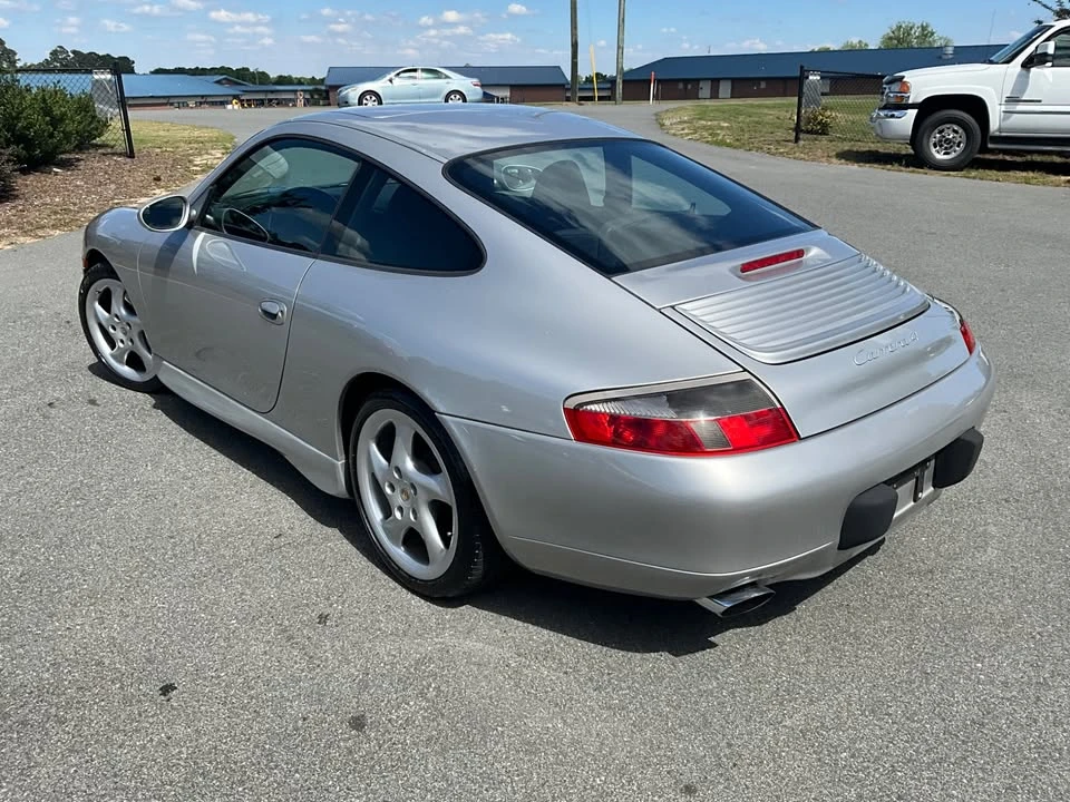 1999 Porsche 996 Carrera 4 - Image 6 of 18