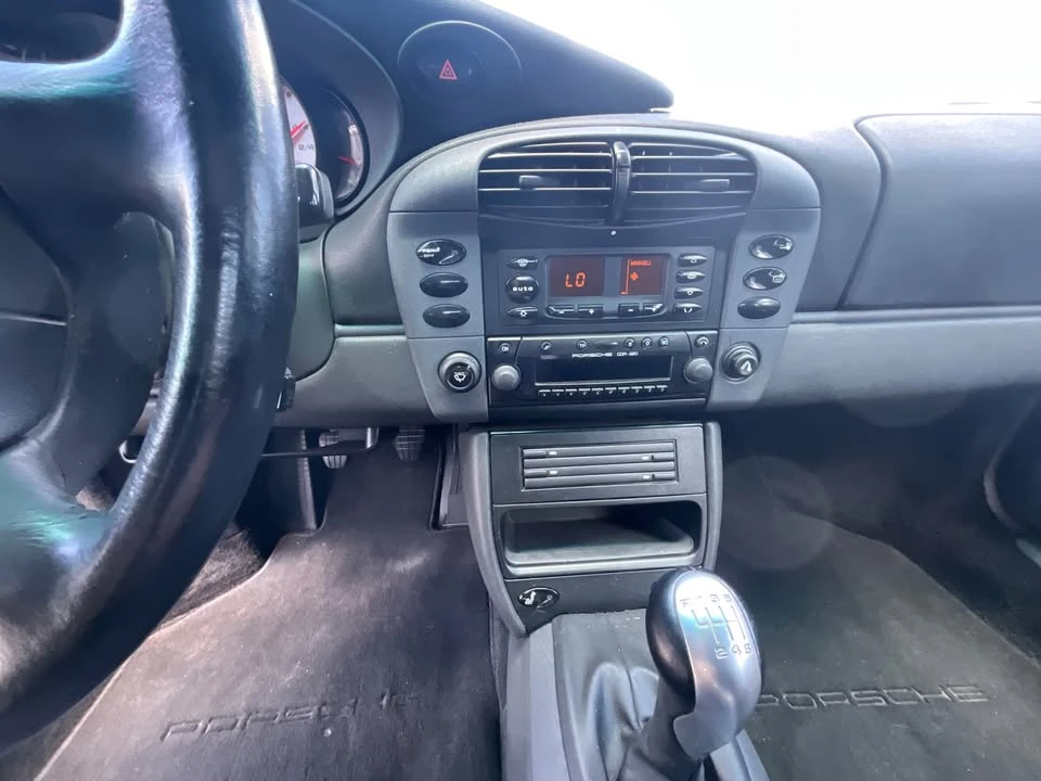 1999 Porsche 996 Carrera 4 - Image 10 of 18