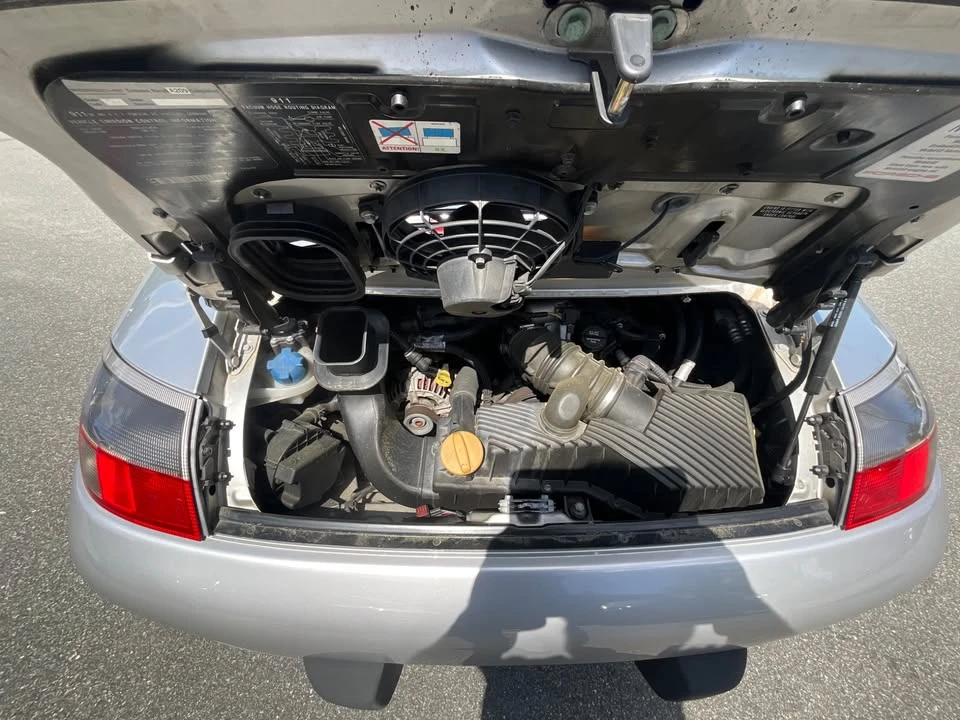 1999 Porsche 996 Carrera 4 - Image 11 of 18