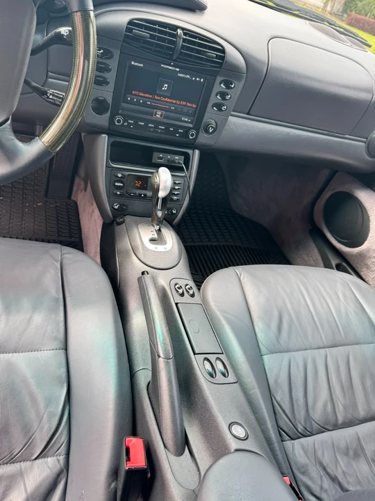 1999 Porsche 996 Carrera 4 - Image 12 of 13