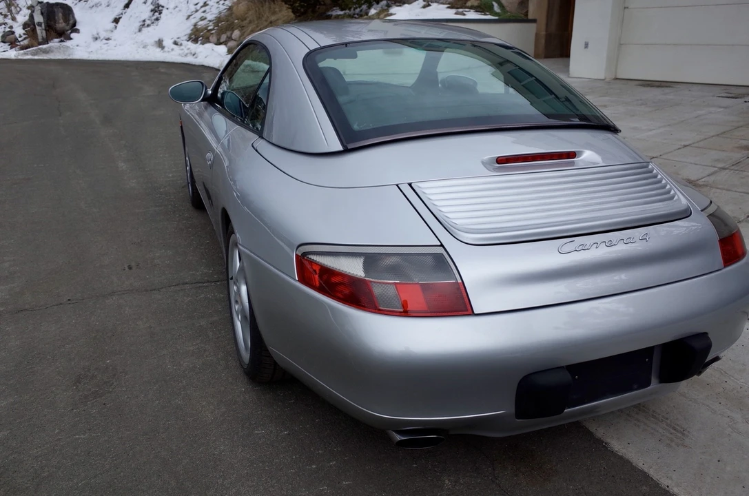 1999 Porsche 996 Carrera 4 - Image 18 of 21
