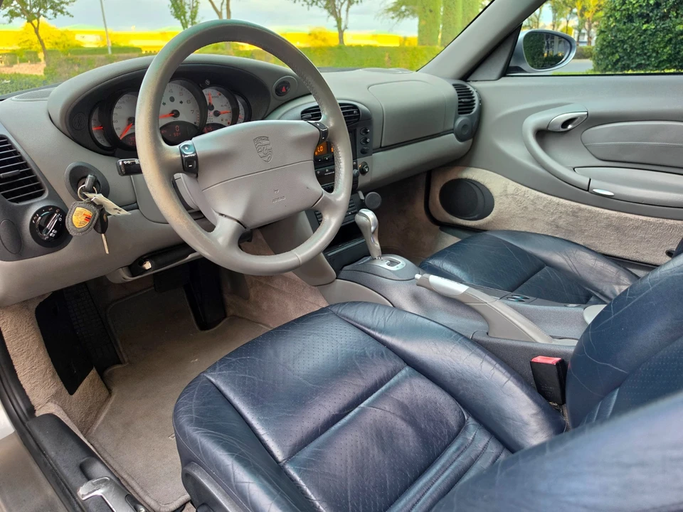1999 Porsche 996 Carrera - Image 16 of 27