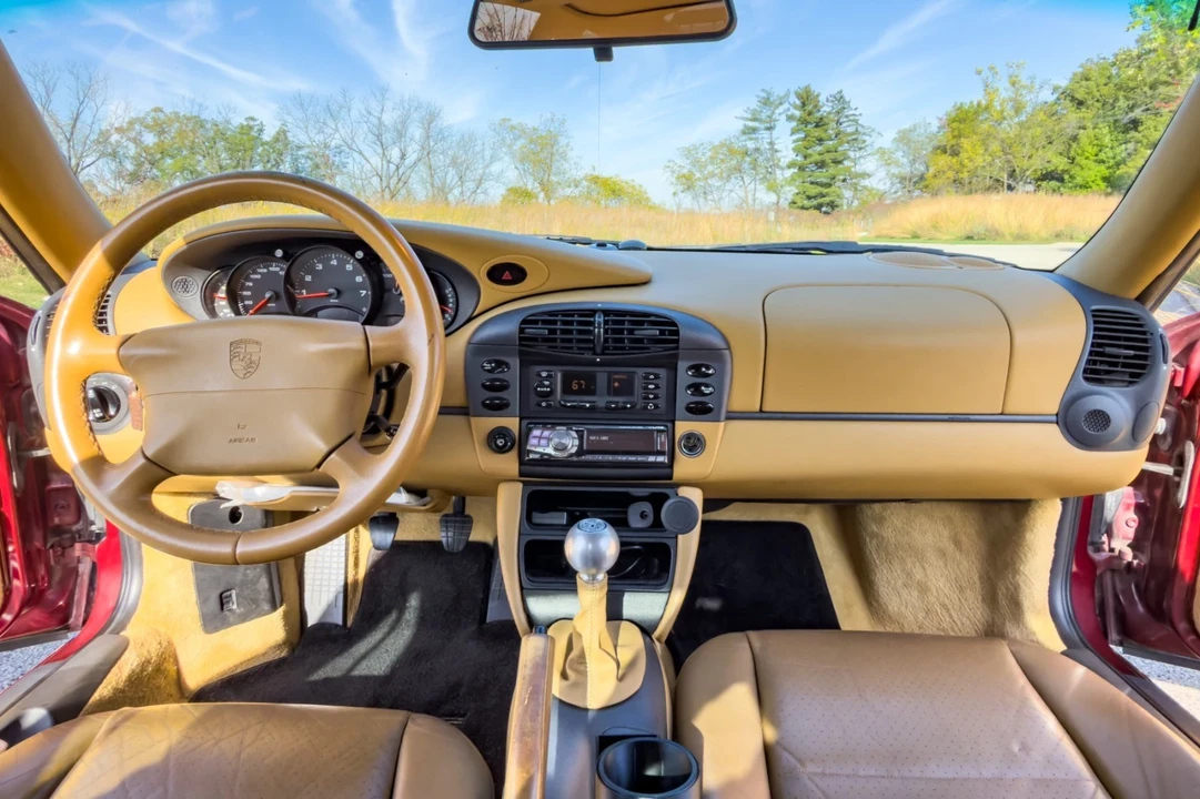 1999 Porsche 996 Carrera - Image 15 of 21