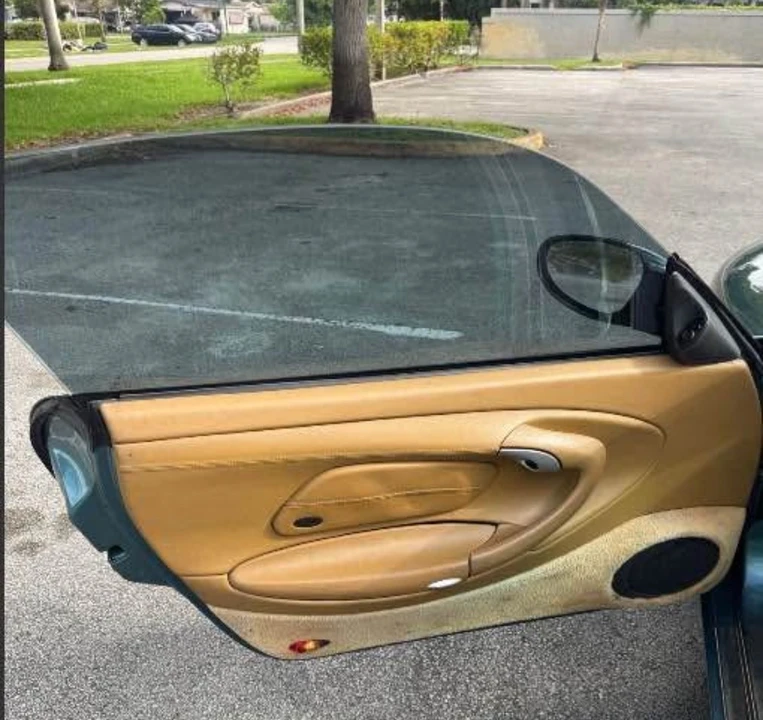 1999 Porsche 996 Carrera - Image 13 of 25