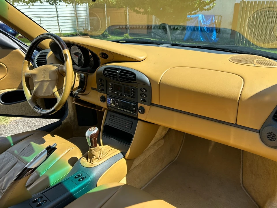 1999 Porsche 996 Carrera - Image 9 of 21