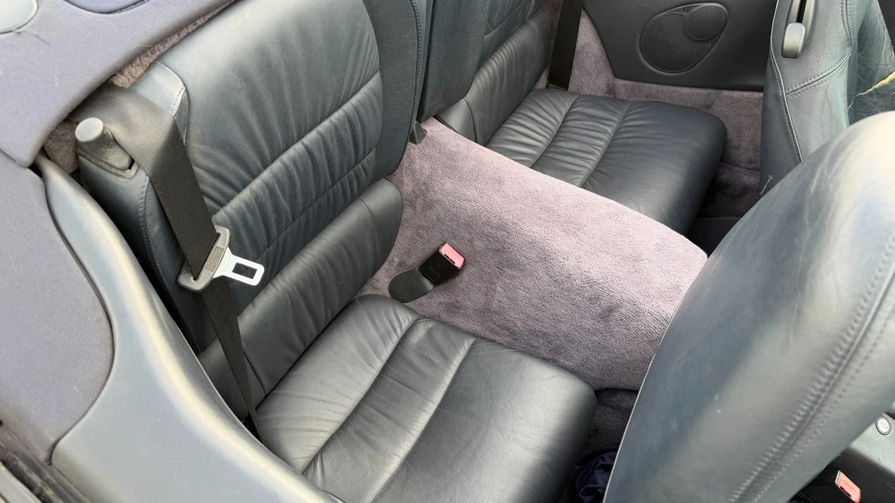 1999 Porsche 996 Carrera - Image 30 of 31