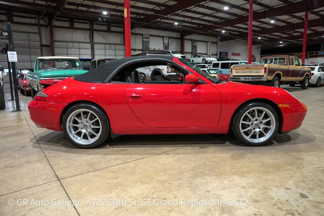 1999 Porsche 996 Carrera - Image 25 of 31