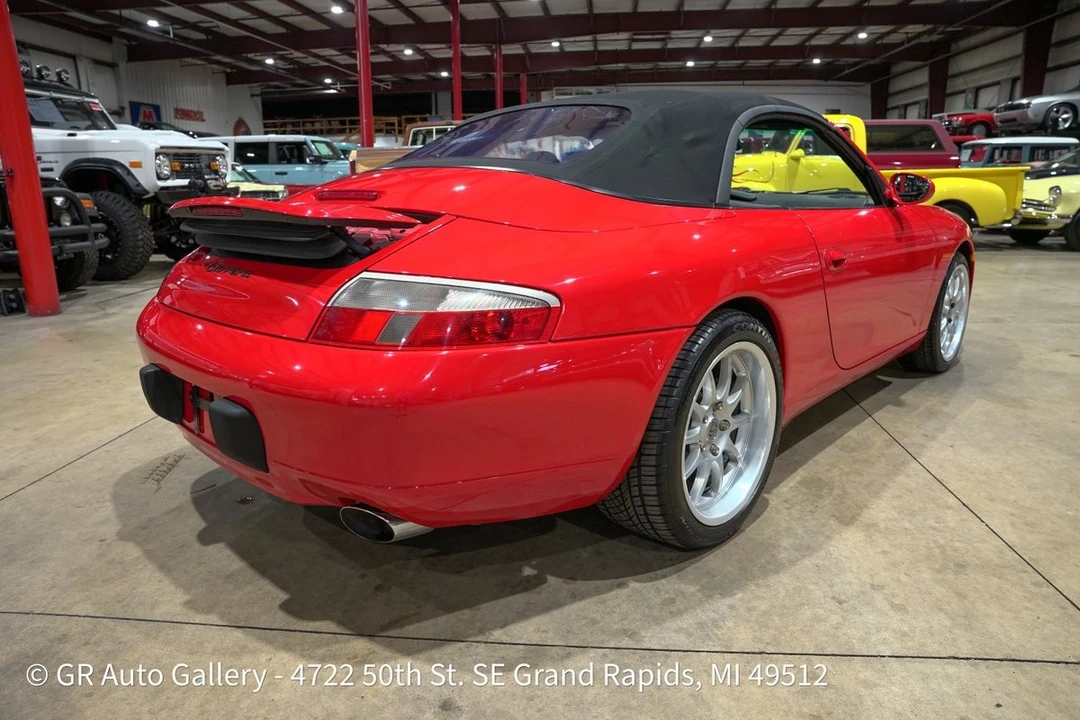 1999 Porsche 996 Carrera - Image 24 of 31