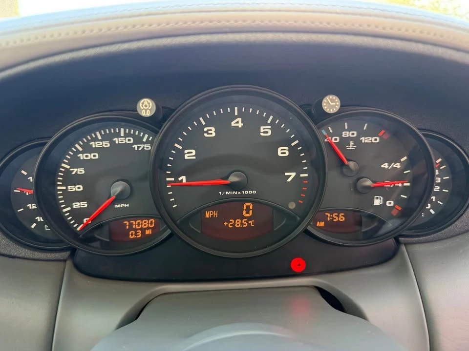 1999 Porsche 996 Carrera - Image 10 of 12