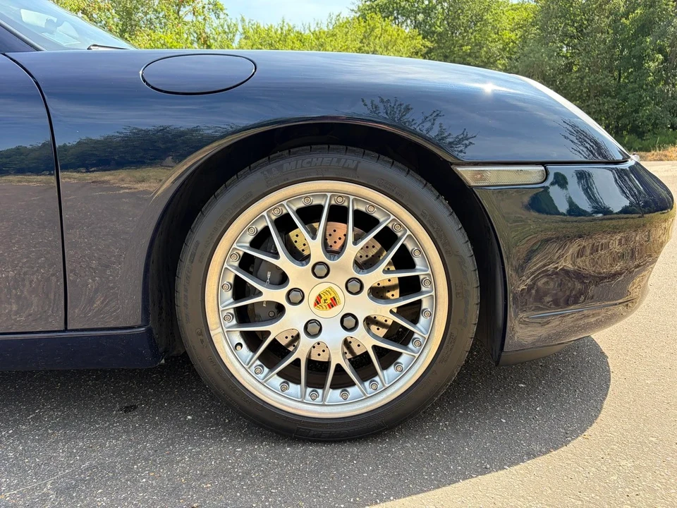 1999 Porsche 996 Carrera - Image 10 of 30