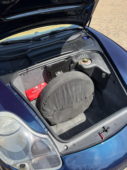 1999 Porsche 996 Carrera - Image 29 of 30