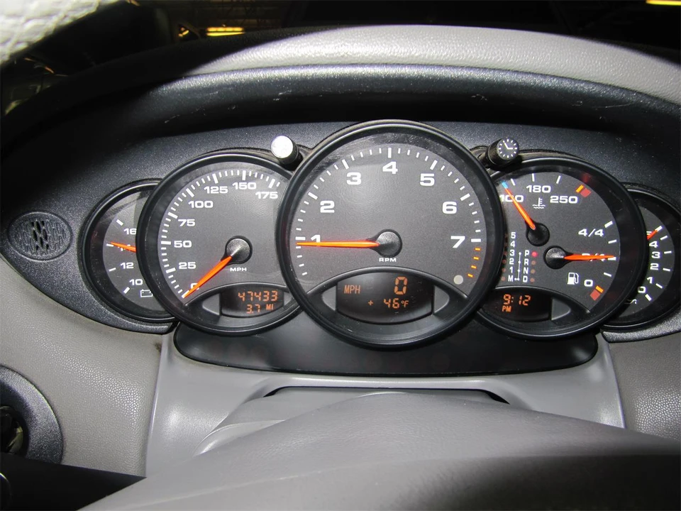 1999 Porsche 996 Carrera - Image 12 of 23