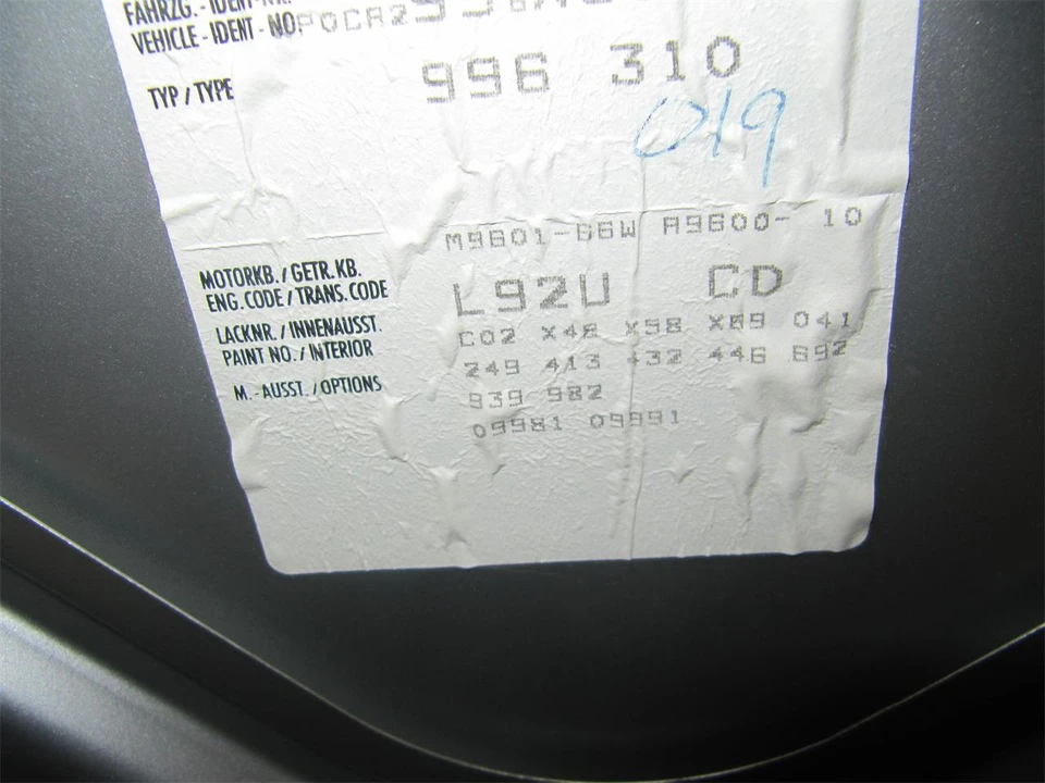 1999 Porsche 996 Carrera - Image 19 of 23