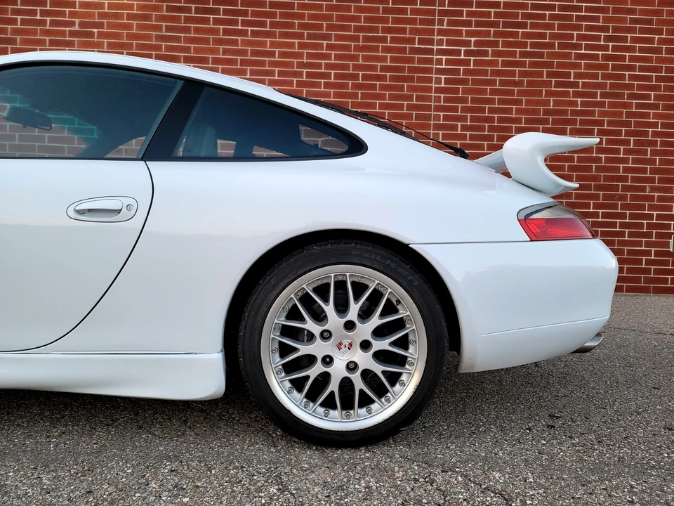 1999 Porsche 996 Carrera - Image 27 of 30