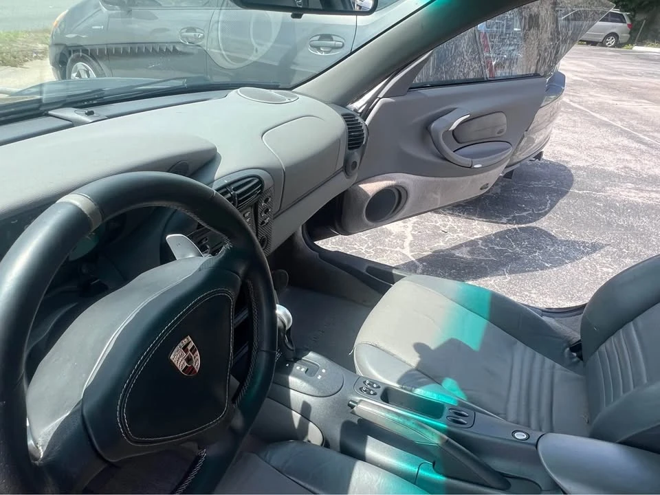 1999 Porsche 996 Carrera - Image 11 of 20