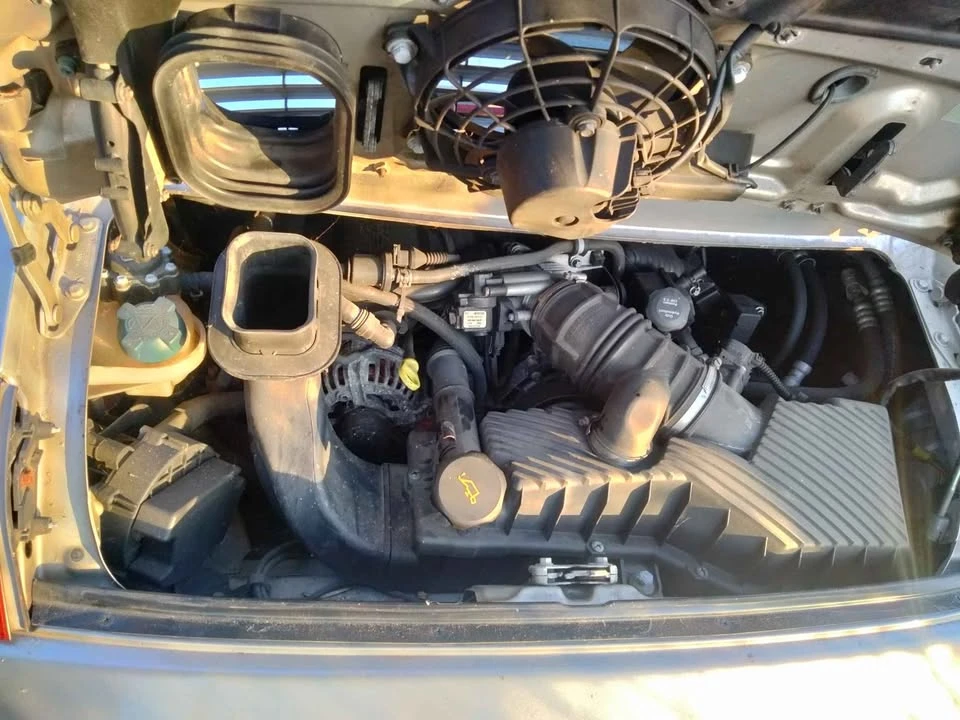 1999 Porsche 996 Carrera - Image 10 of 10