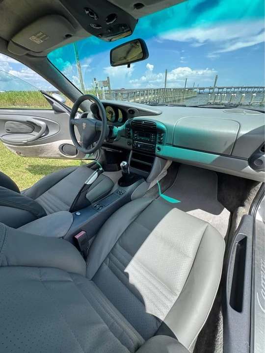 1999 Porsche 996 Carrera - Image 13 of 20
