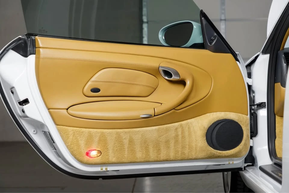 1999 Porsche 996 Carrera - Image 8 of 15