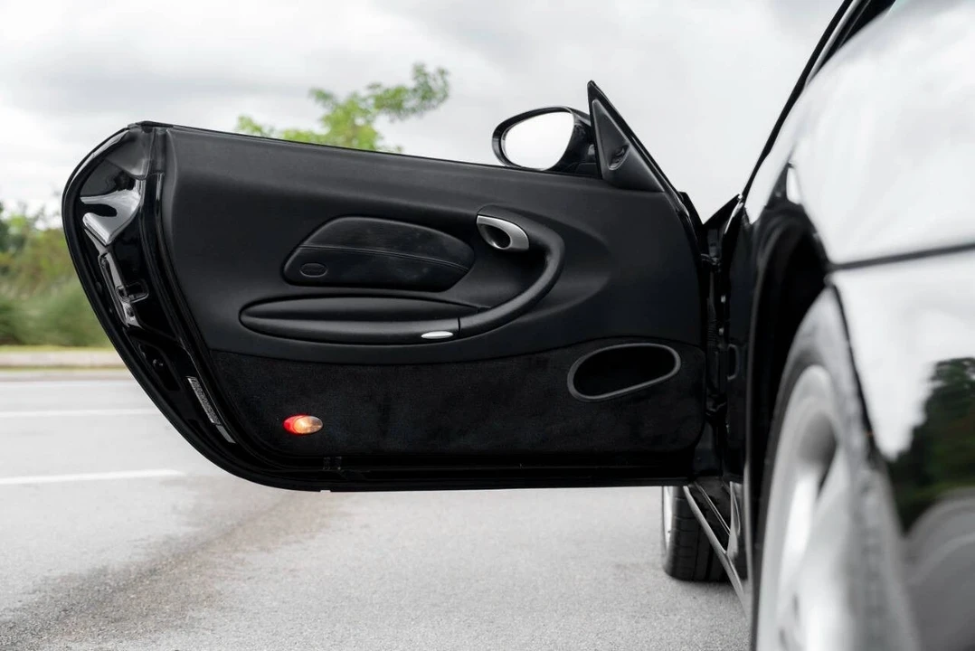 1999 Porsche 996 Carrera - Image 19 of 21