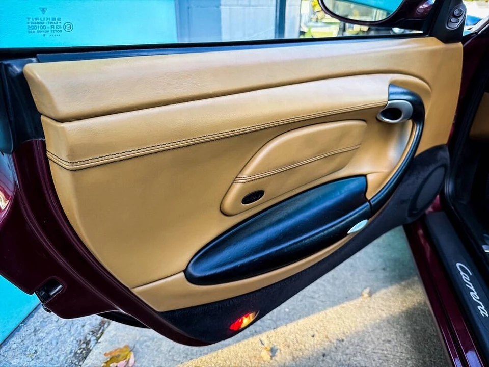 1999 Porsche 996 Carrera - Image 17 of 21