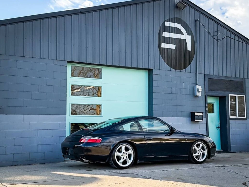 1999 Porsche 996 Carrera - Image 9 of 21
