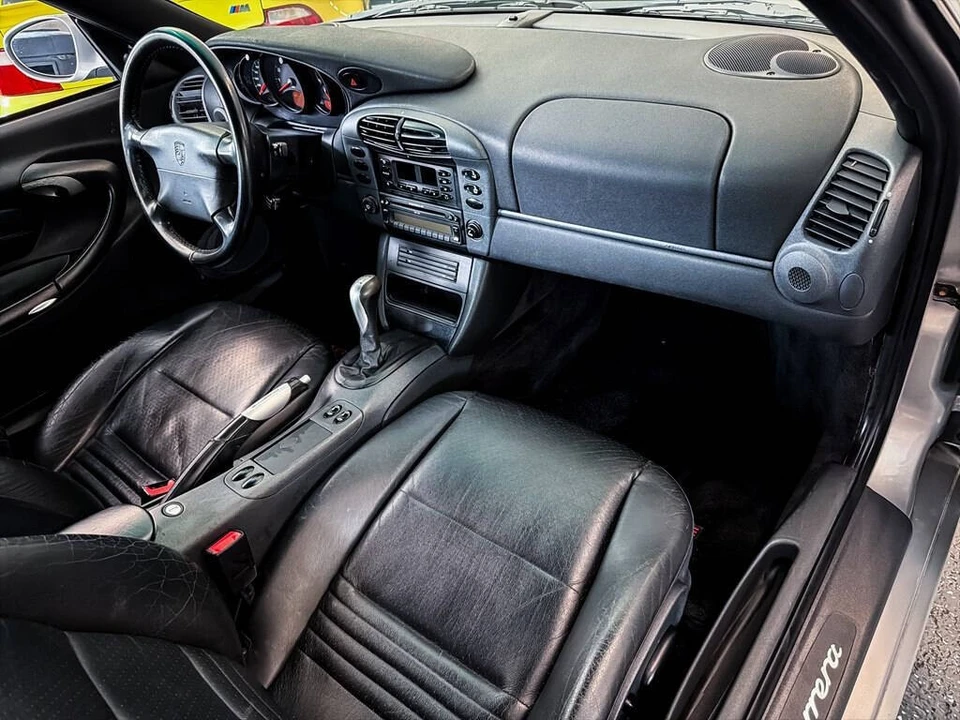 1999 Porsche 996 Carrera - Image 21 of 29