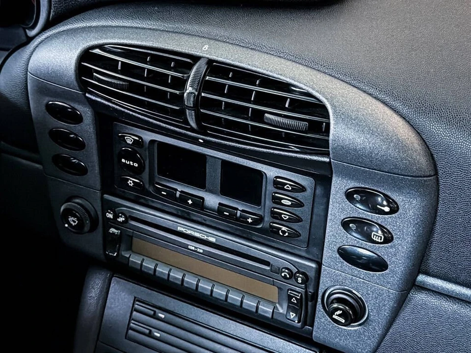 1999 Porsche 996 Carrera - Image 25 of 29