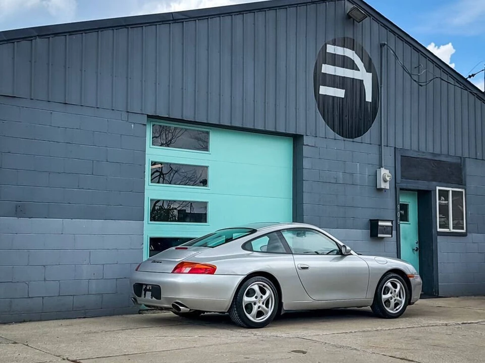 1999 Porsche 996 Carrera - Image 9 of 29