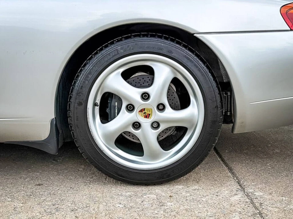 1999 Porsche 996 Carrera - Image 6 of 29