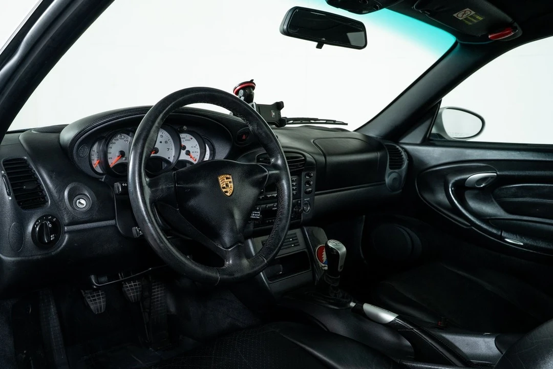 1999 Porsche 996 Carrera 4 - Image 2 of 12