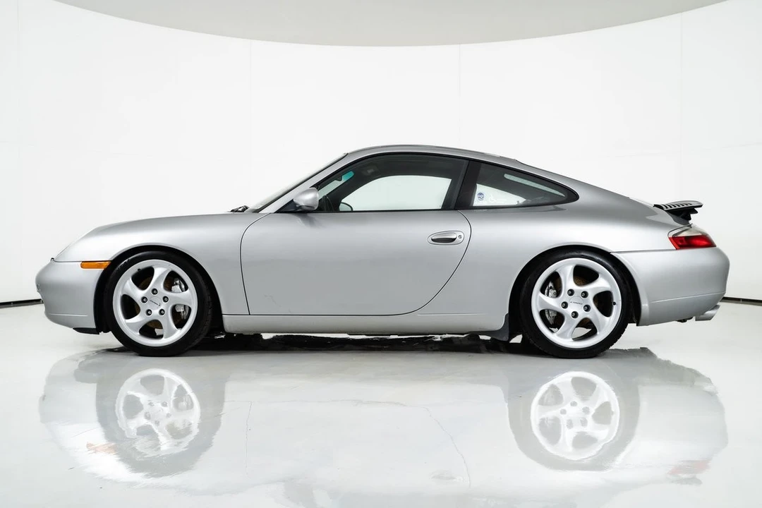 1999 Porsche 996 Carrera 4 - Image 7 of 12