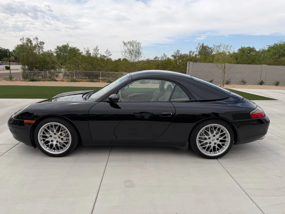 1999 Porsche 996 Carrera 4 - Image 21 of 24