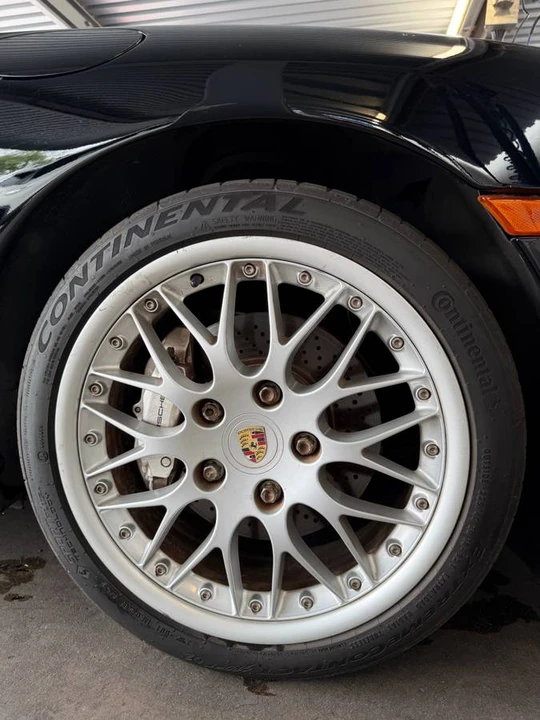 1999 Porsche 996 Carrera 4 - Image 15 of 24