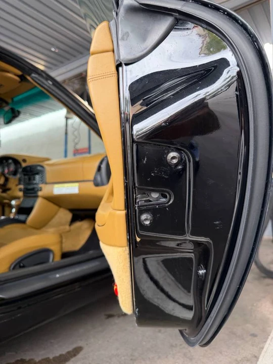 1999 Porsche 996 Carrera 4 - Image 7 of 24