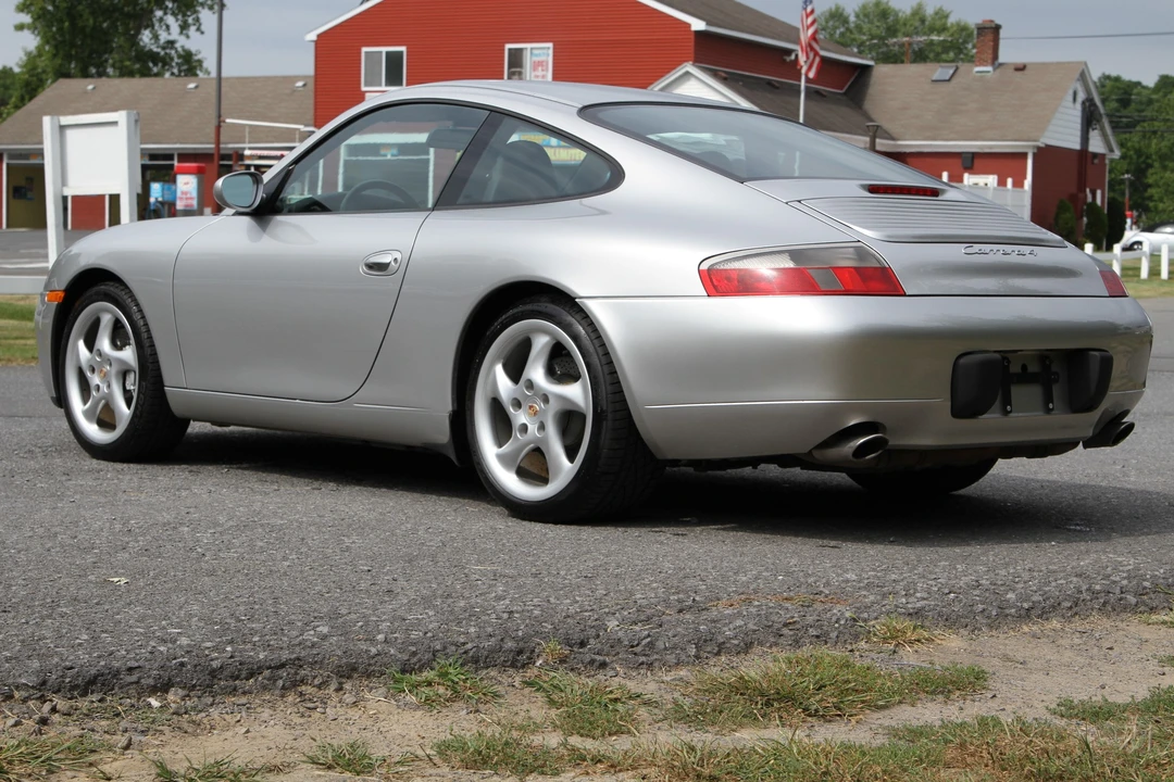 1999 Porsche 996 Carrera - Image 3 of 31