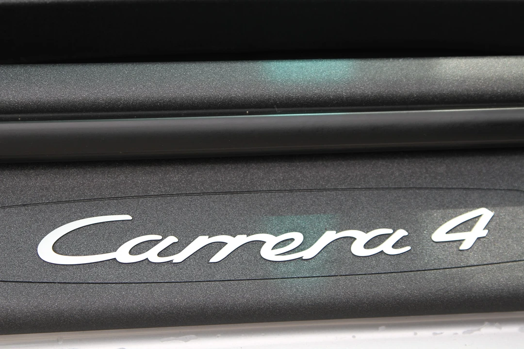 1999 Porsche 996 Carrera - Image 24 of 31