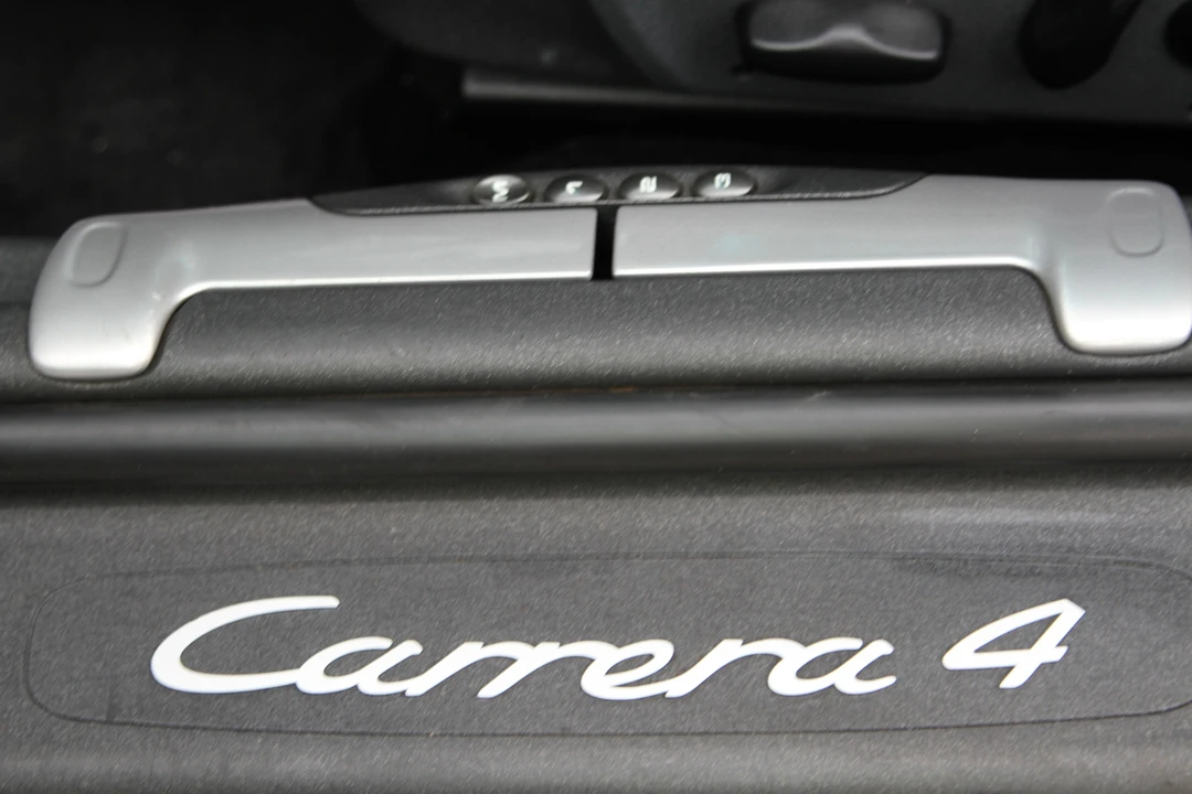 1999 Porsche 996 Carrera - Image 23 of 31