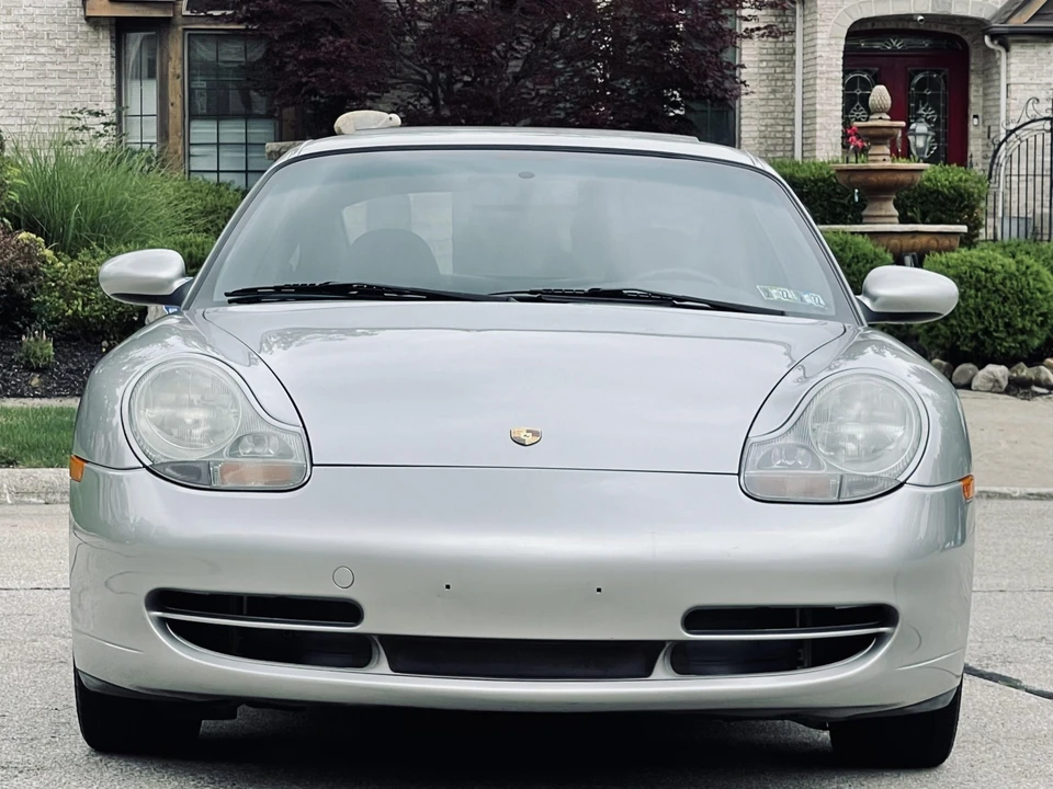 1999 Porsche 996 Carrera - Image 11 of 31