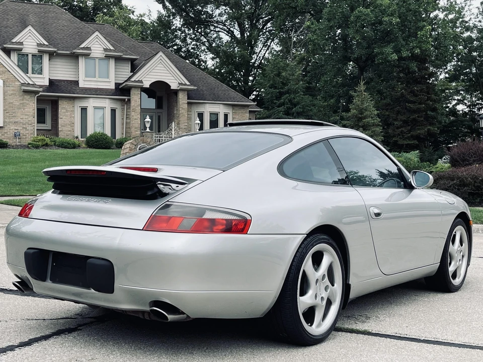 1999 Porsche 996 Carrera - Image 21 of 31