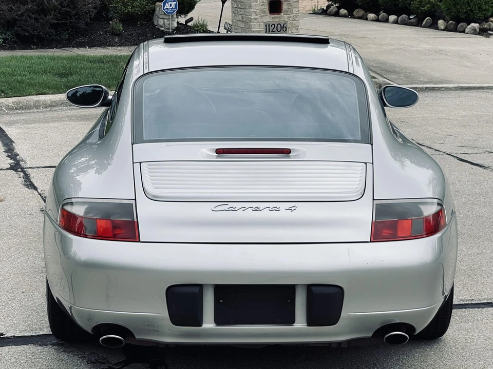 1999 Porsche 996 Carrera - Image 29 of 31