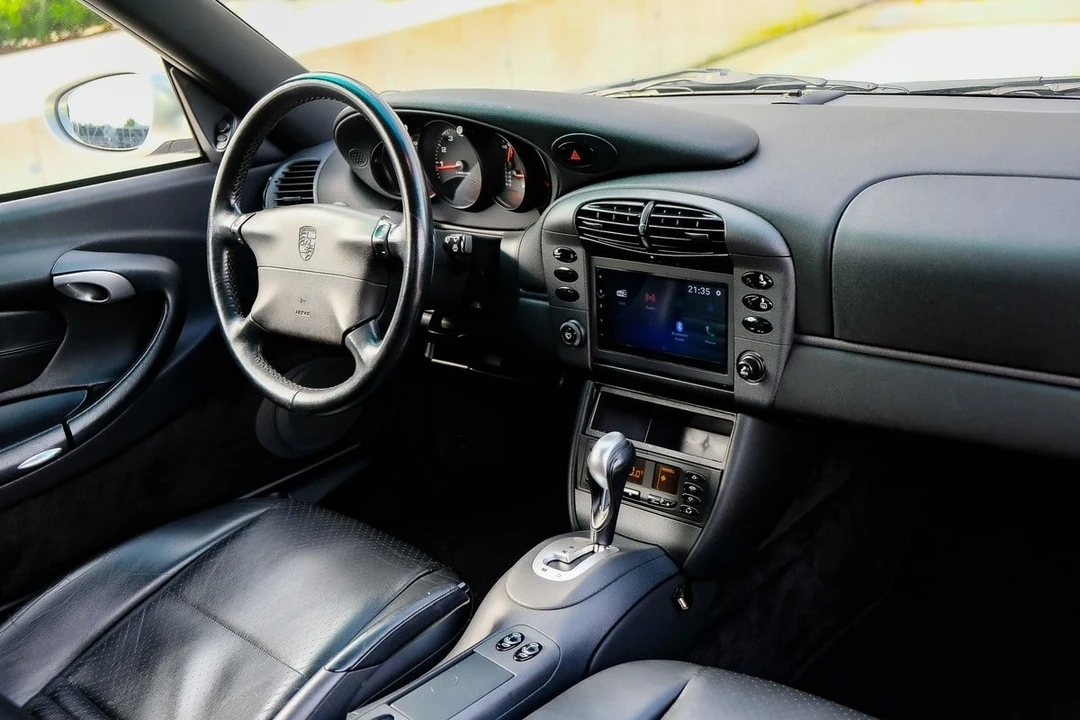 1999 Porsche 996 Carrera 4 - Image 15 of 30