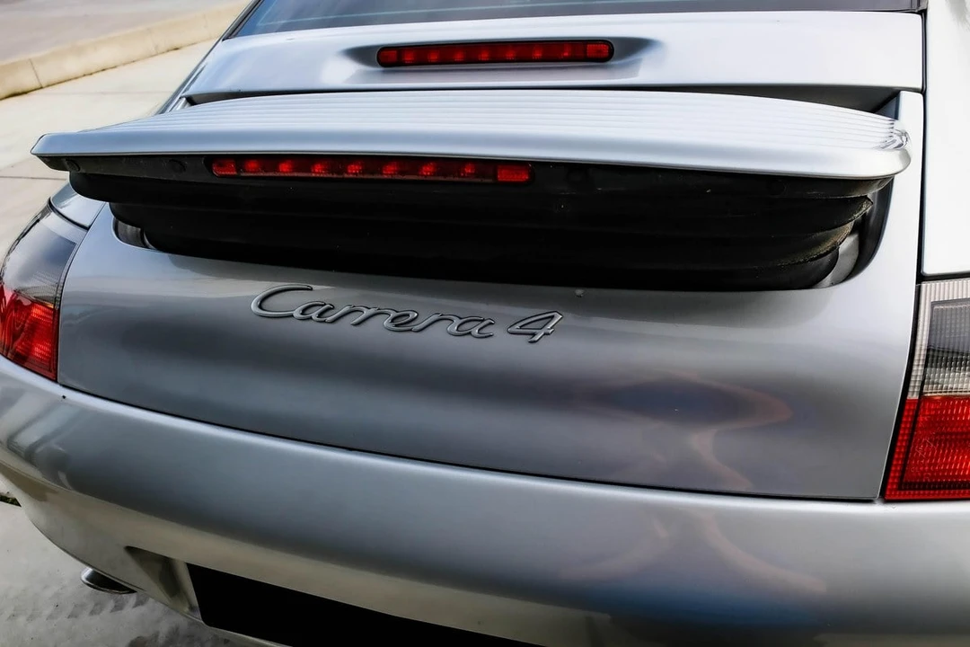 1999 Porsche 996 Carrera 4 - Image 29 of 30