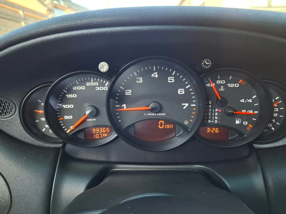 1999 Porsche 996 Carrera 4 - Image 20 of 30