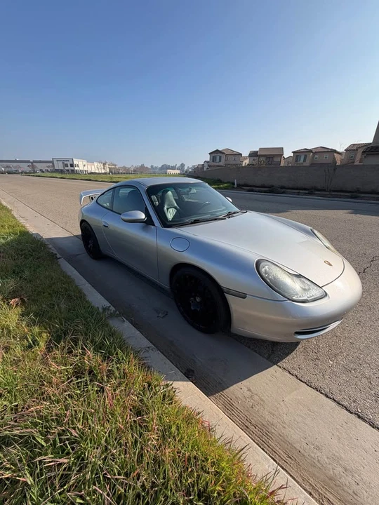 1999 Porsche 996 Carrera 4 - Image 2 of 13