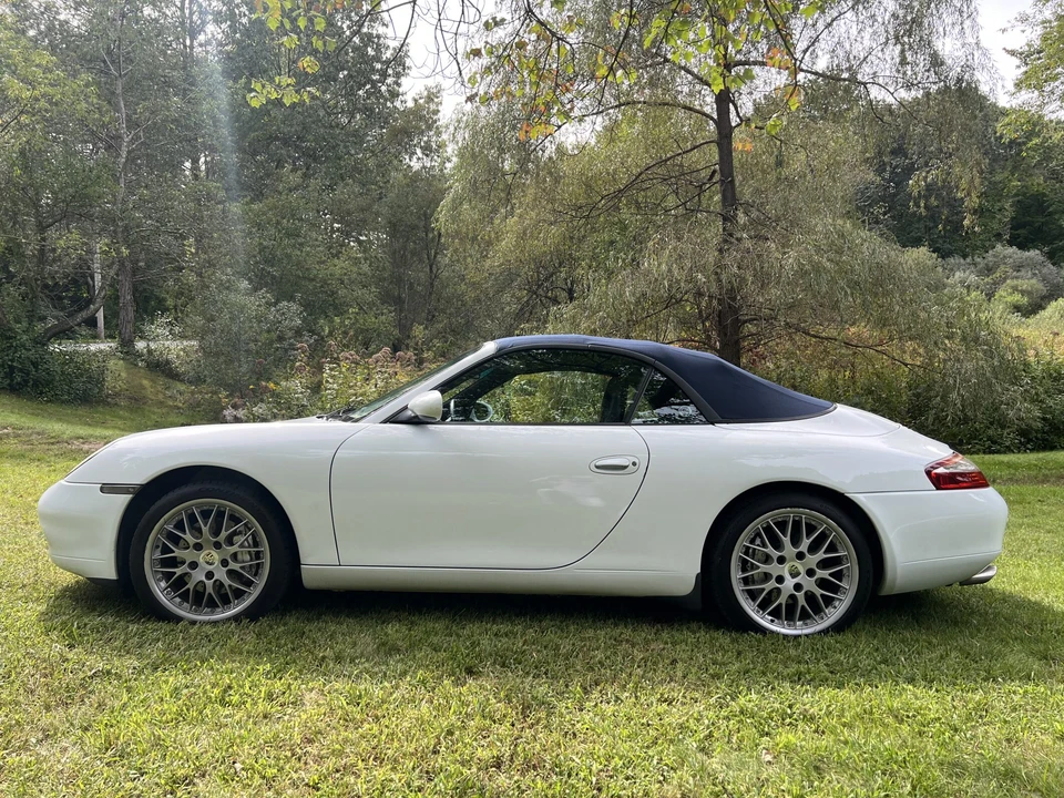 1999 Porsche 996 Carrera 4 - Image 18 of 31