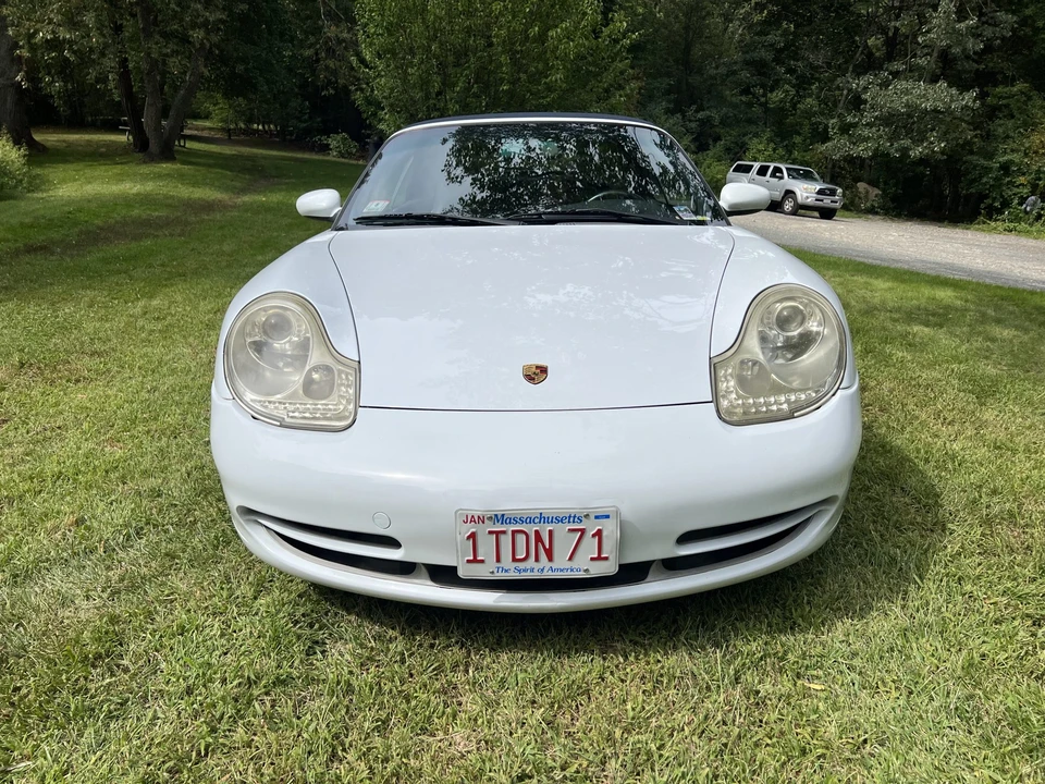 1999 Porsche 996 Carrera 4 - Image 12 of 31