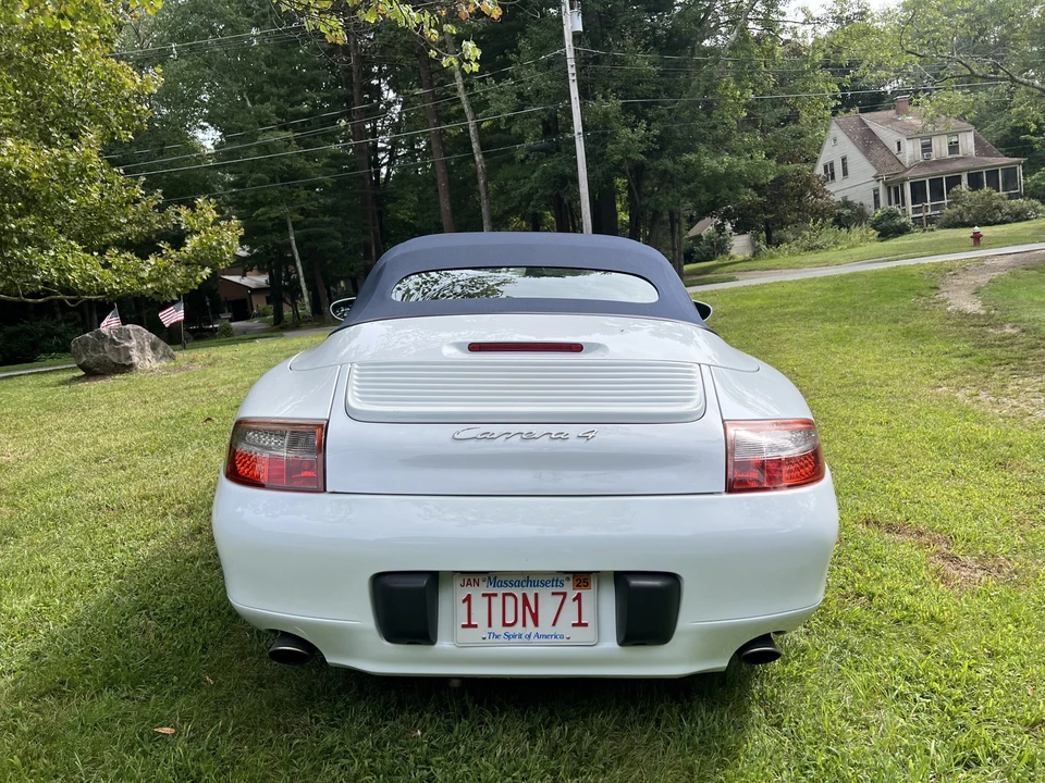 1999 Porsche 996 Carrera 4 - Image 16 of 31